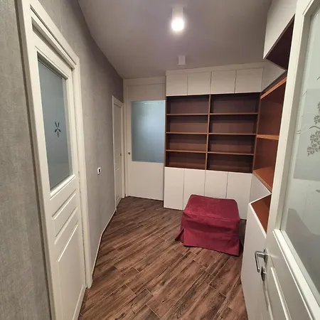 Loft 45 Apartman Crispiano